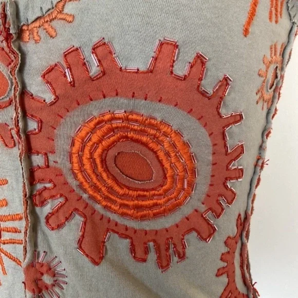 Project Alabama Hand top, hand stitched, beads, marked M but fits like XS - Picture 4 of 14